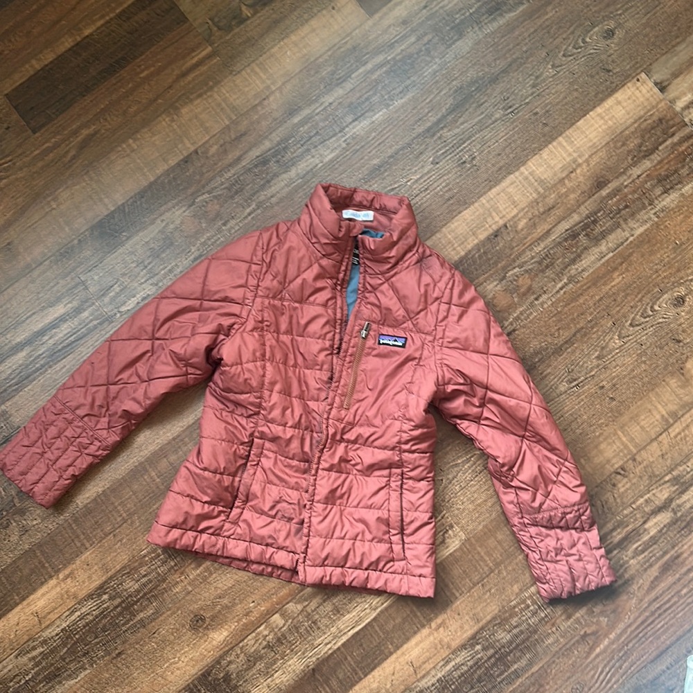 Patagonia light weight coat